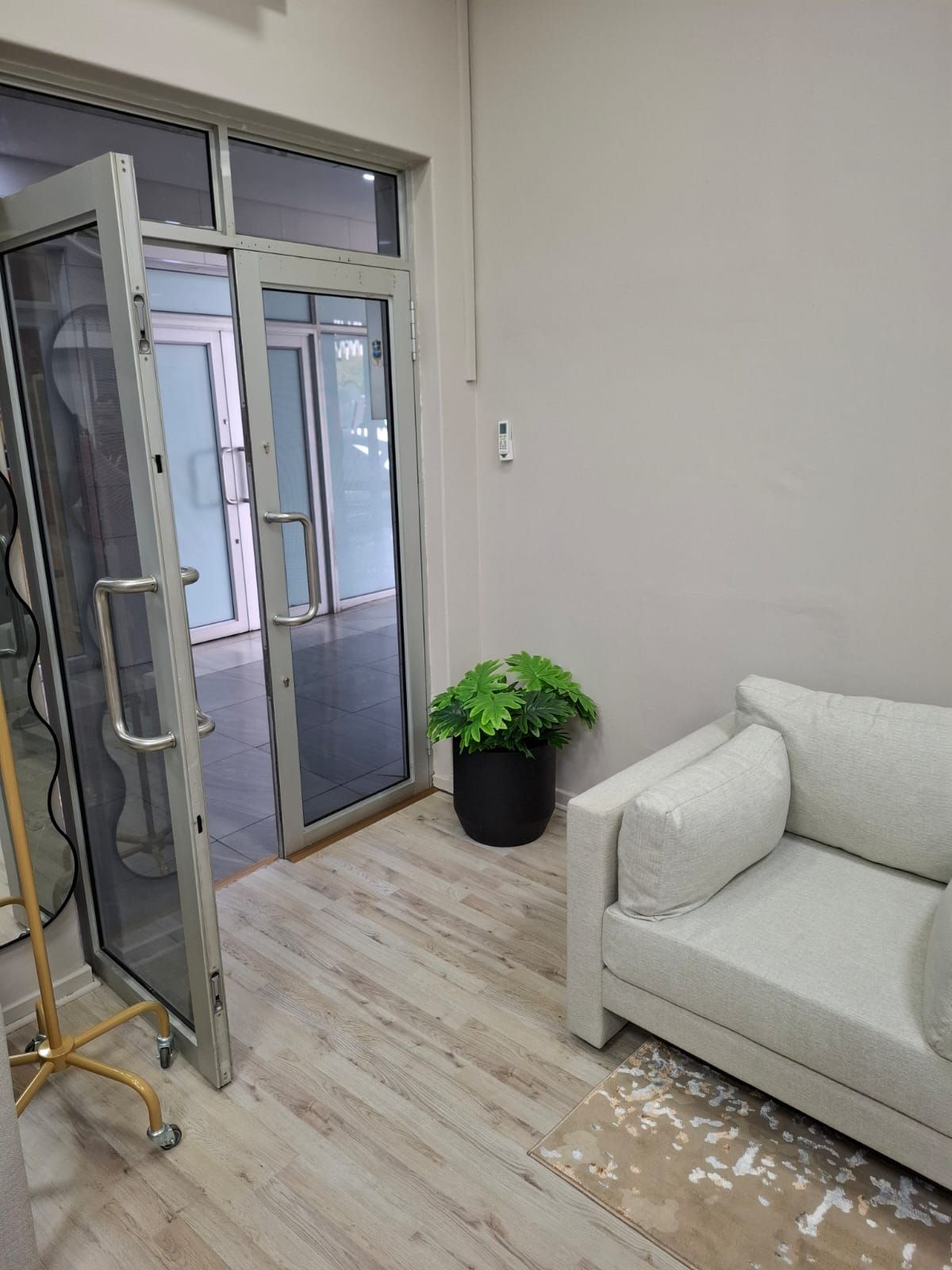 Aurevia entrance